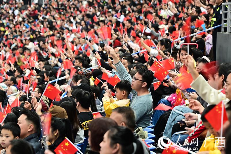 lol官方平台-广西“县超”书写“足球＋文化”融合新篇章