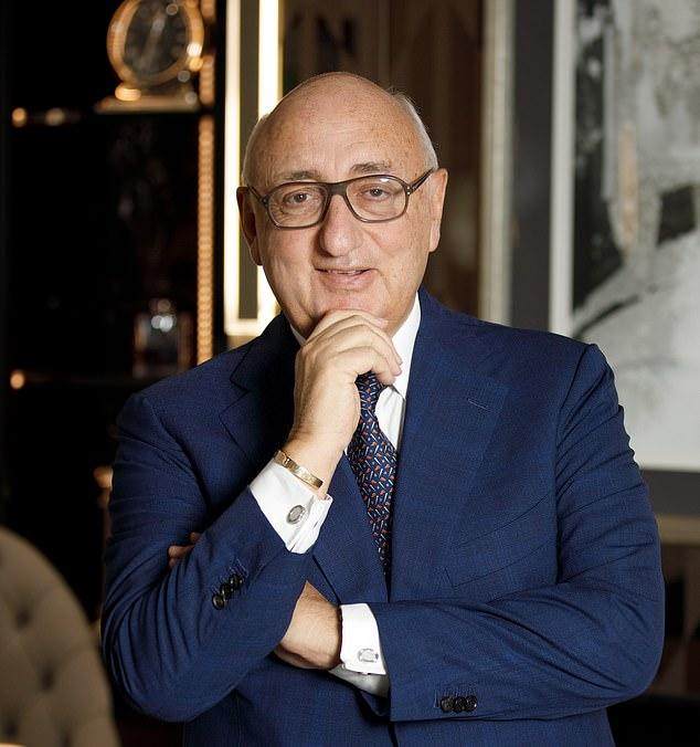 英雄联盟s15总决赛-不小心说了实话？经纪人：贝尔正走向职业生涯终点